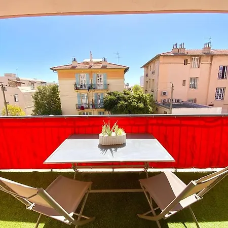 Apartment Superbe 3p A 300m De La ! *