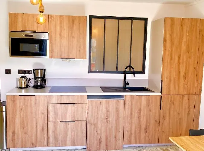 Apartmán Superbe 3p A 300m De La !